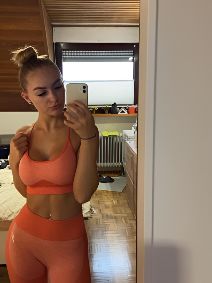 Индивидуалка Камила, доступна для личного знакомства от 5000 руб