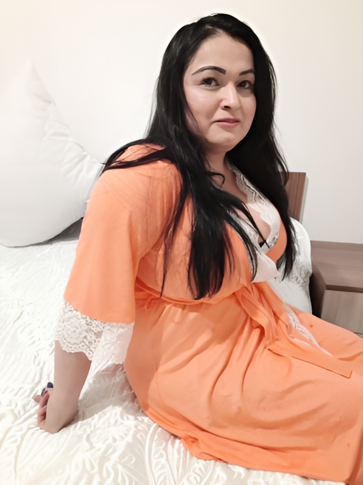 Лилия привлекательная девушка из Дятьково цена от 2000 руб