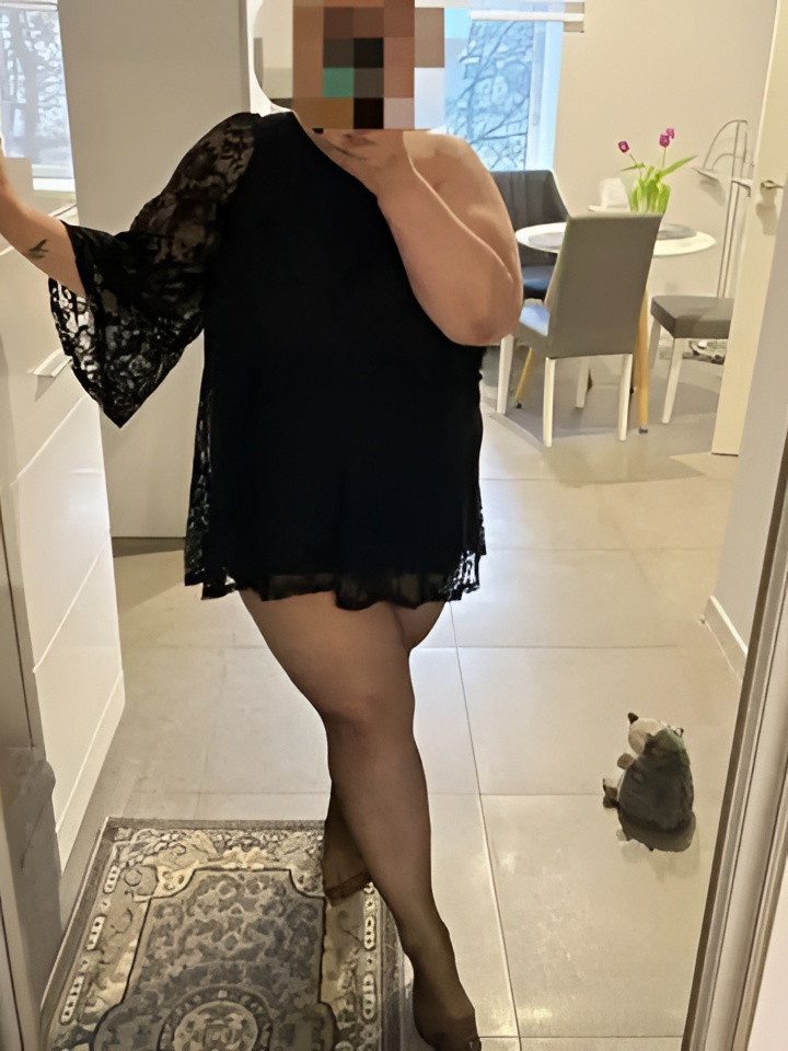 Милослава привлекательная девушка из Дятьково цена от 4000 руб