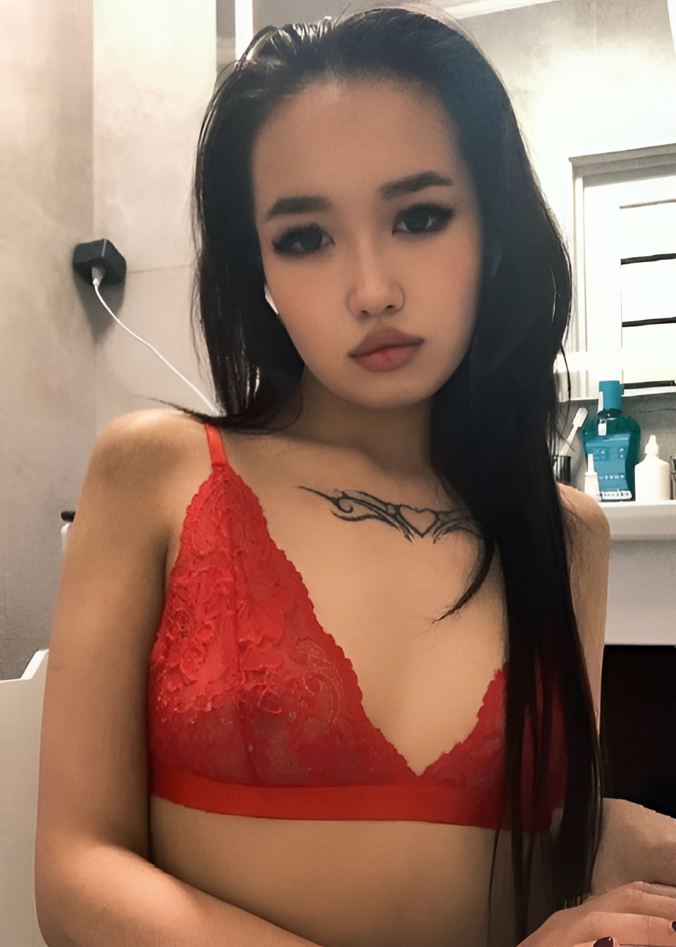 Дарина привлекательная девушка из Дятьково цена от 17000 руб